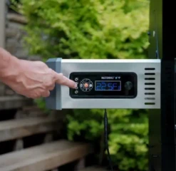 Masterbuilt Gravity Series™ 800 Digital Charcoal Griddle + Grill + Smoker 15 Masterbuilt Gravity Series™ 800 Digital Charcoal Griddle + Grill + Smoker -BBQ Verkoop image 397